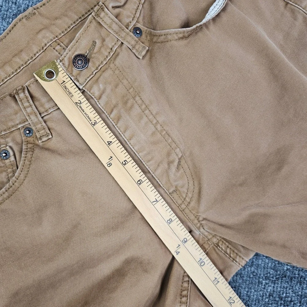Levis measurements waist